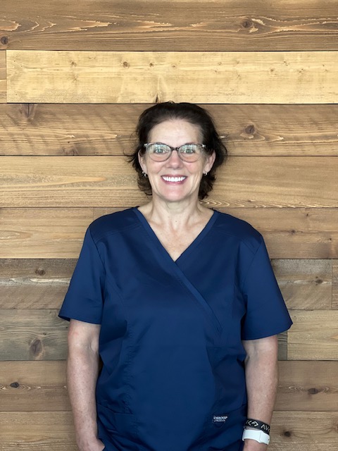 Tara , Veterinary Assistant